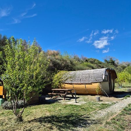 Viens Hebergements Insolites - Detente En Luberon מראה חיצוני תמונה