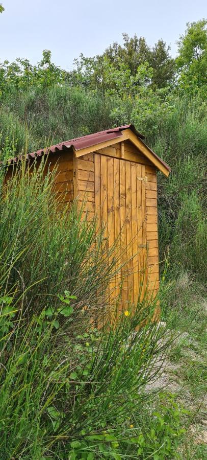 Viens Hebergements Insolites - Detente En Luberon מראה חיצוני תמונה